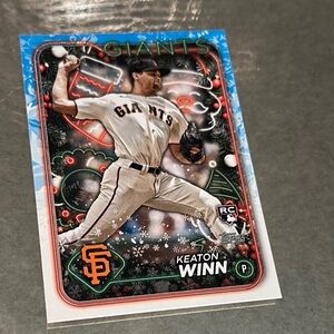 Topps Giants Baseball Card with Orange and Black Accents